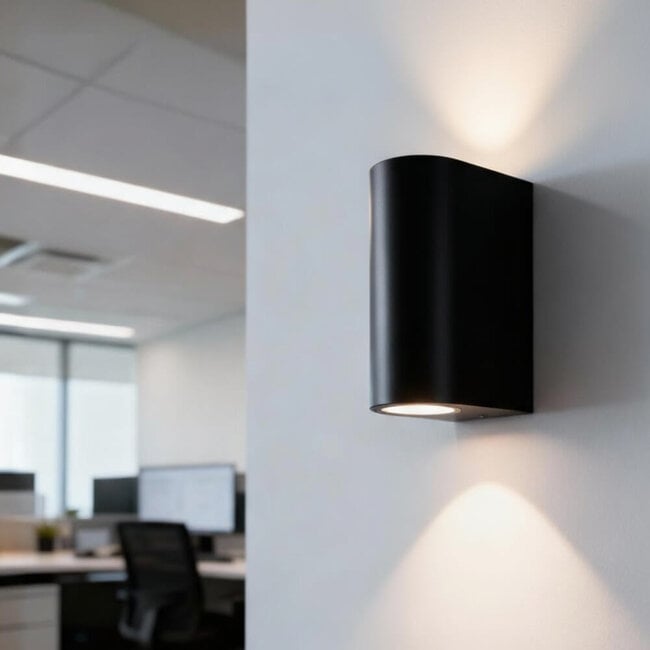 LED Wandlamp D-vorm Zwart Up Down
